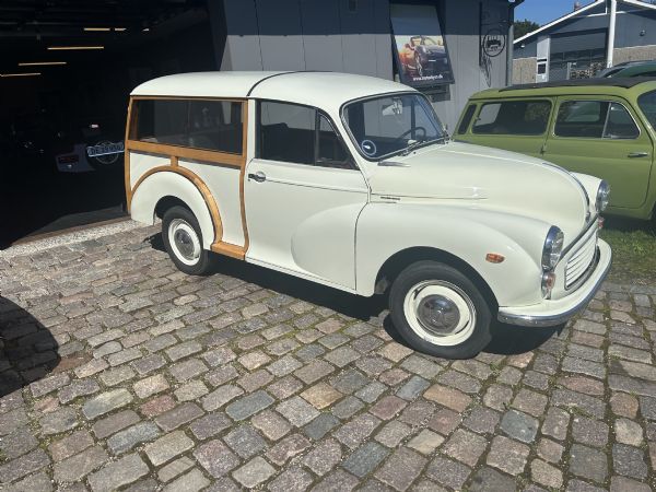 Morris 1000 Traveller st car